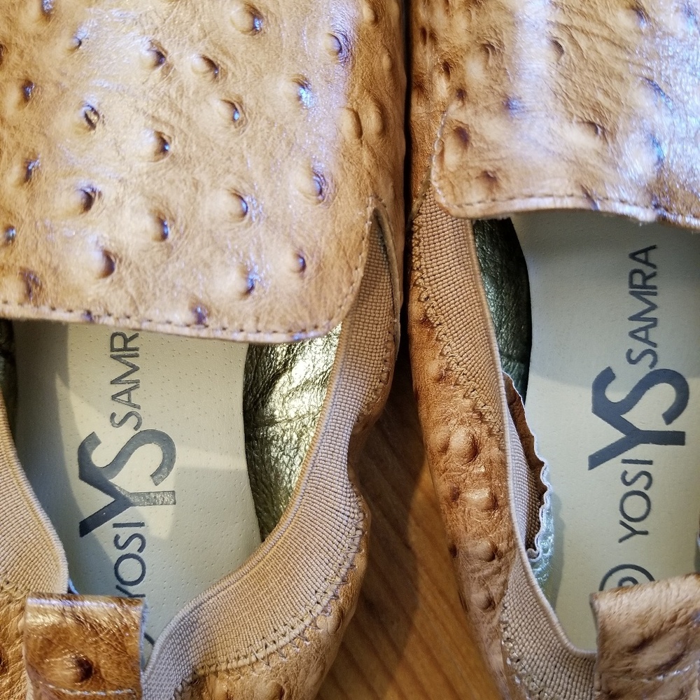 Shoes - Picture 2 of 3